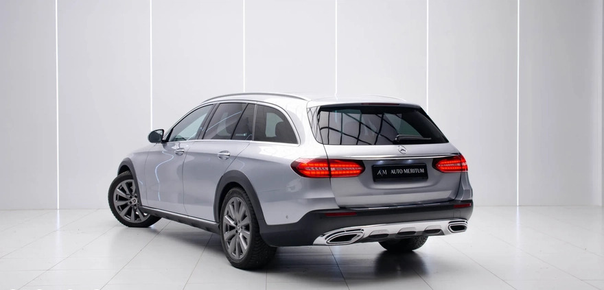 Mercedes-Benz Klasa E cena 269900 przebieg: 40650, rok produkcji 2022 z Łódź małe 781